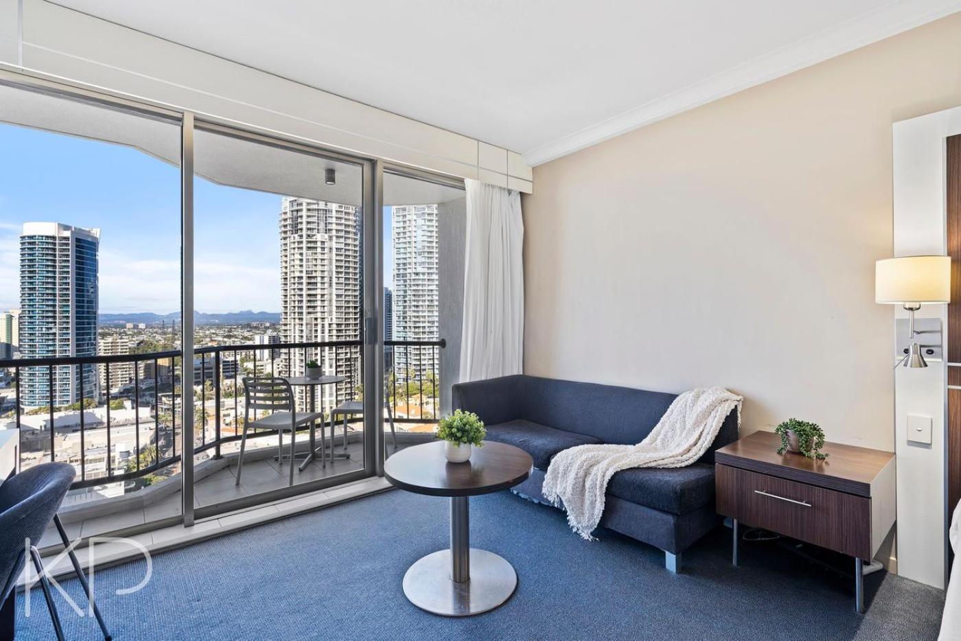 Hotel Apartments On 22 View Avenue, Surfers Paradise غولد كوست المظهر الخارجي الصورة